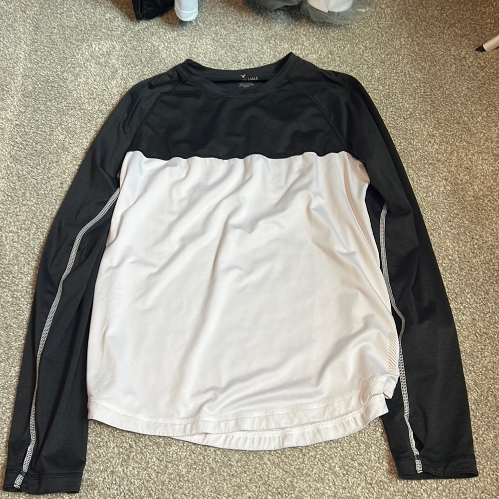 Men’s American Eagle Long Sleeve Athletic Shirt